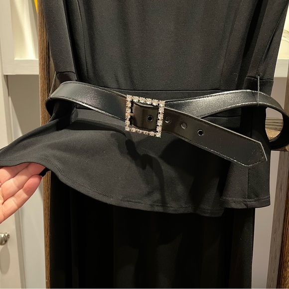 A line long evening black gown with strass belt size 6 - Picture 2 of 15